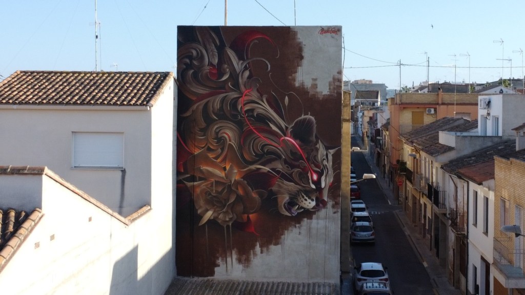 El mural 'Ornamental Ocelot' de Bublegum pintado en Cheste.