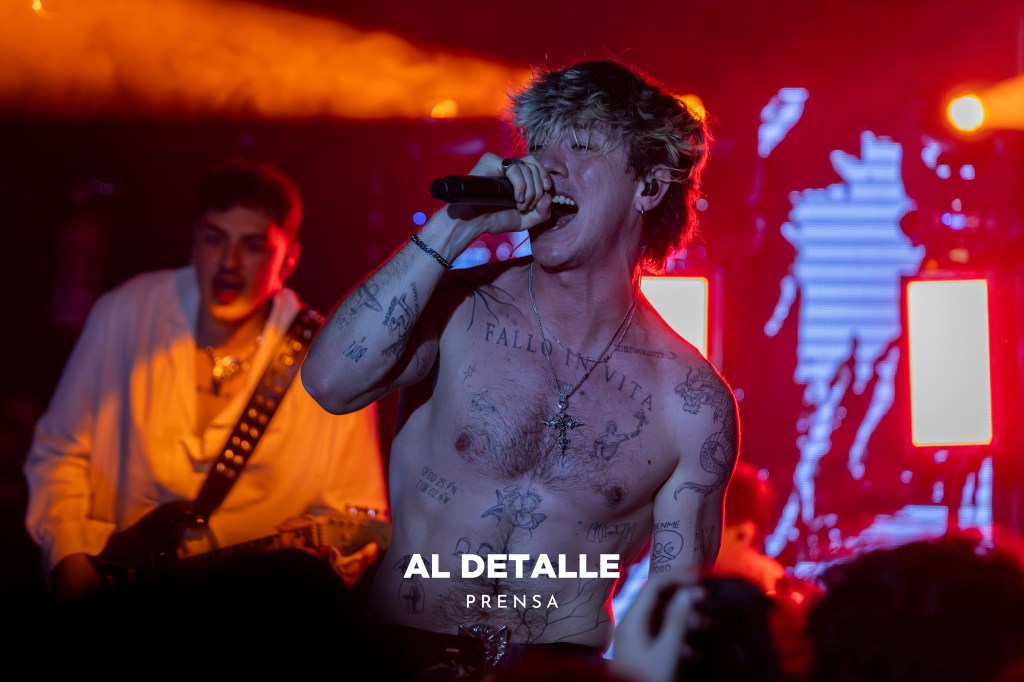 Walls lo dio todo en su concierto en Vigo