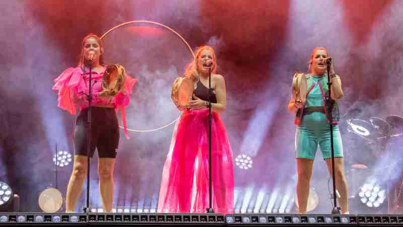 Tanxugueiras en un concierto.