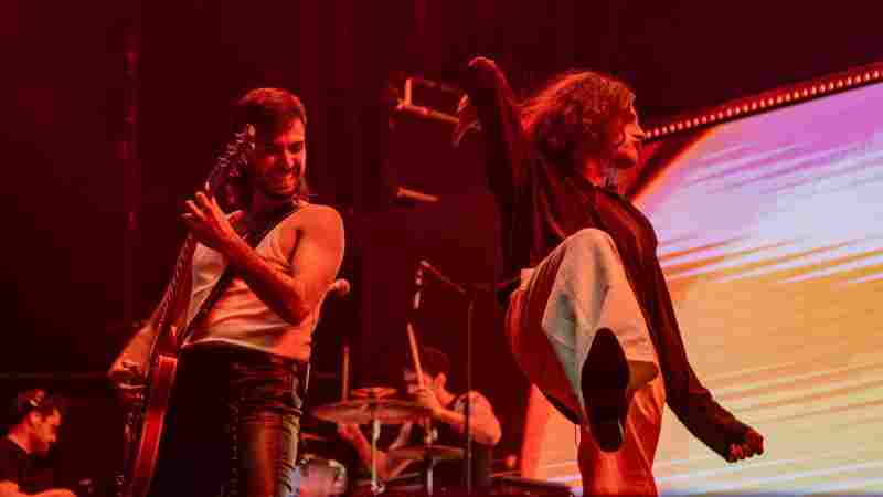 Arde Bogotá en un concierto.