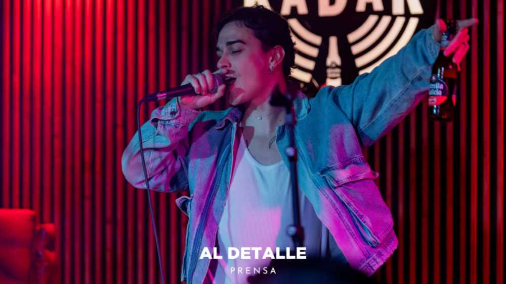 NANO Mz en un concierto.