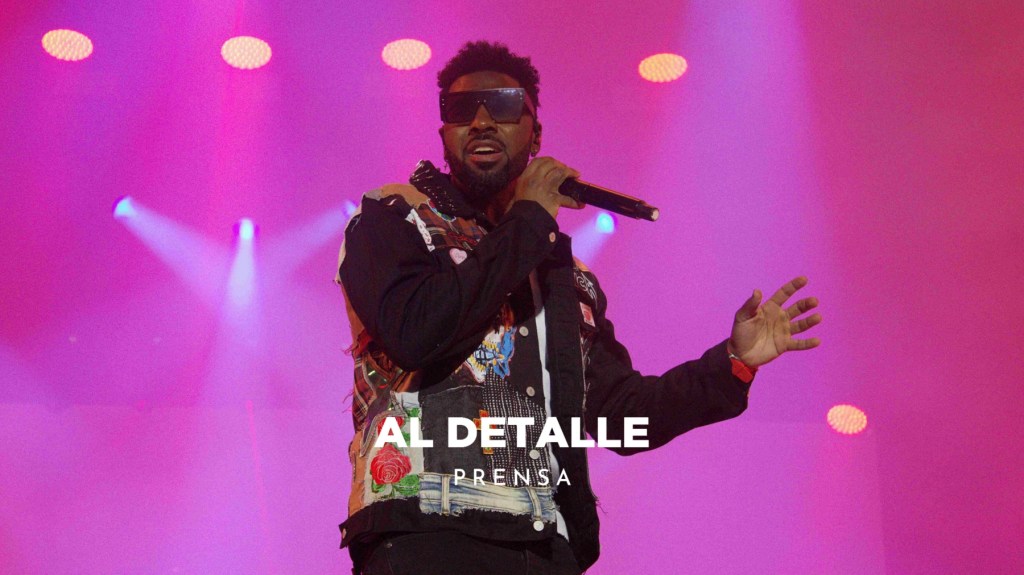 Jason Derulo aguantó el calor que hizo en Castrelos.