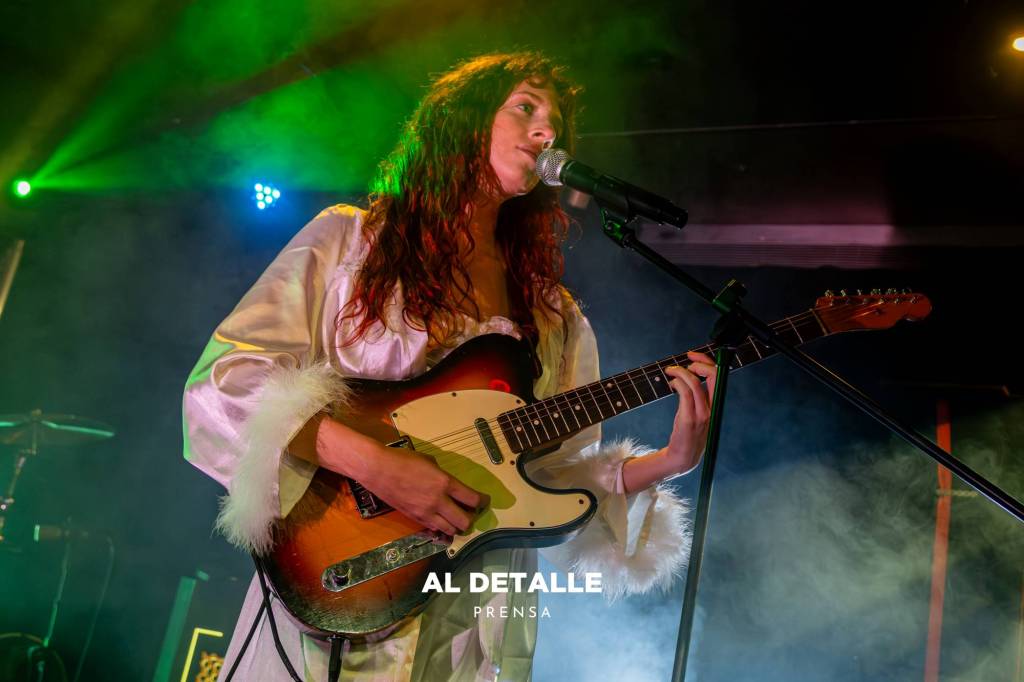 Dani Dicostas presentó en Vigo su nuevo disco