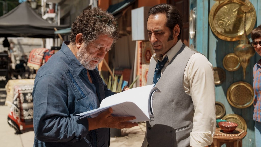 Pedro Casablanc durante el rodaje de 'El sastre del rey', su ópera prima.